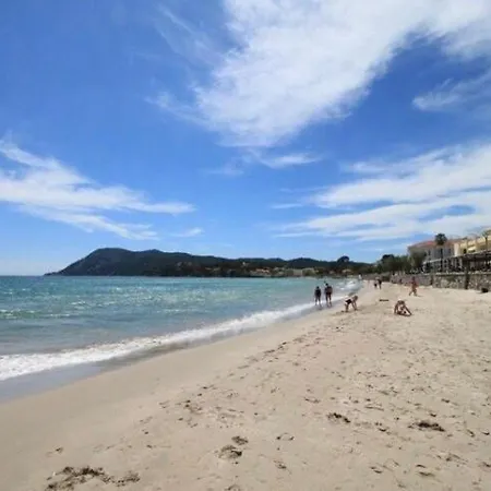 Daire Les Sablettes Et Sa Loggia Vue
